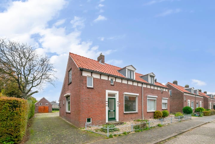 Prins Bernhardstraat 15 in Didam Foto
