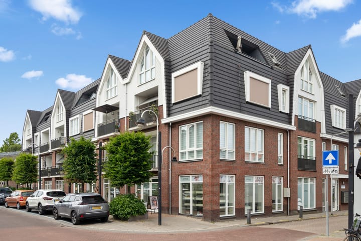 Prins Bernhardstraat 313 in Voorhout photo