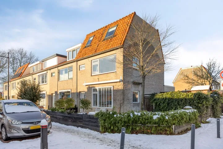Prins Bernhardstraat 34 dans Koudekerk aan den Rijn