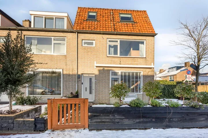 Prins Bernhardstraat 34 Koudekerk aan den Rijn foto 2