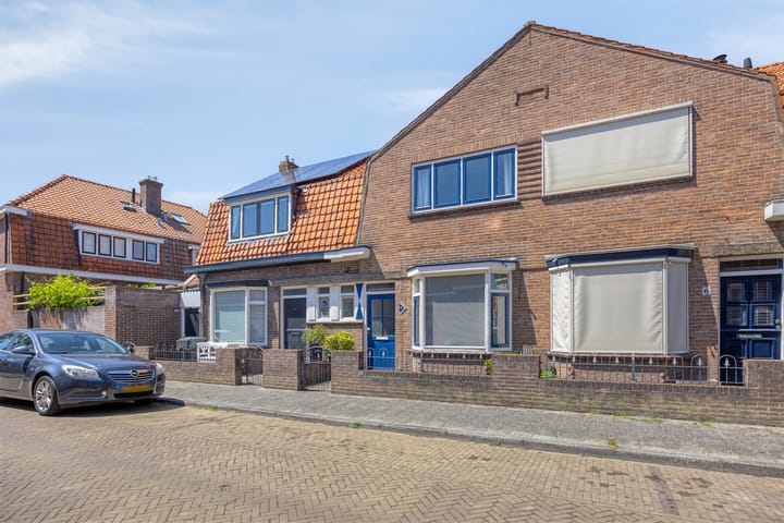 Prins Bernhardstraat 4 in Kampen Foto