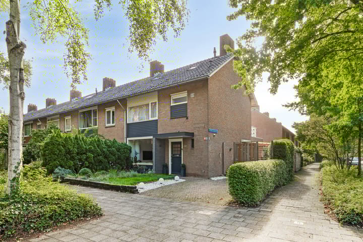 Prins Bernhardstraat 54 in Zwolle photo
