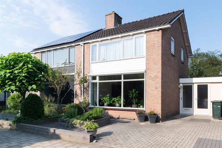 Prins Bernhardstraat 55 in Heino photo