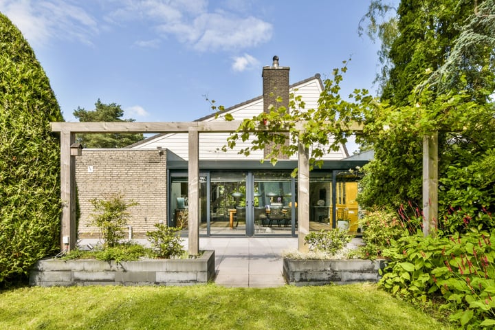 Prins Clauslaan 5 in Badhoevedorp Foto