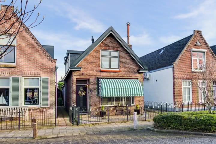 Photo of property Prins Hendrikstraat 12, Oud-Beijerland