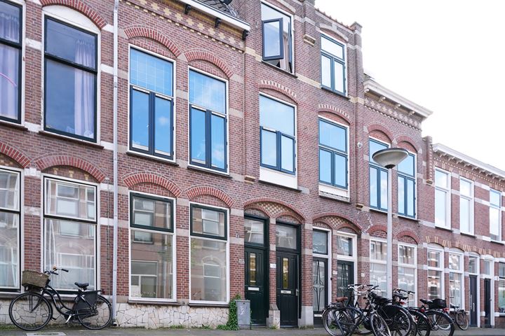 Prins Hendrikstraat 15 en Leiden foto