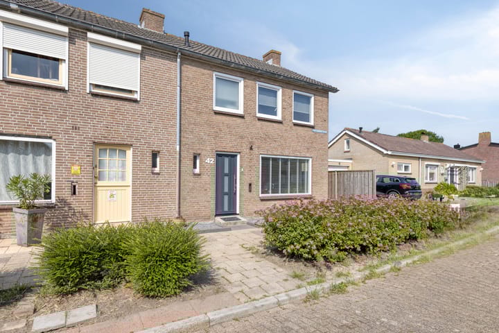Prins Hendrikstraat 42 en Oost-Souburg foto