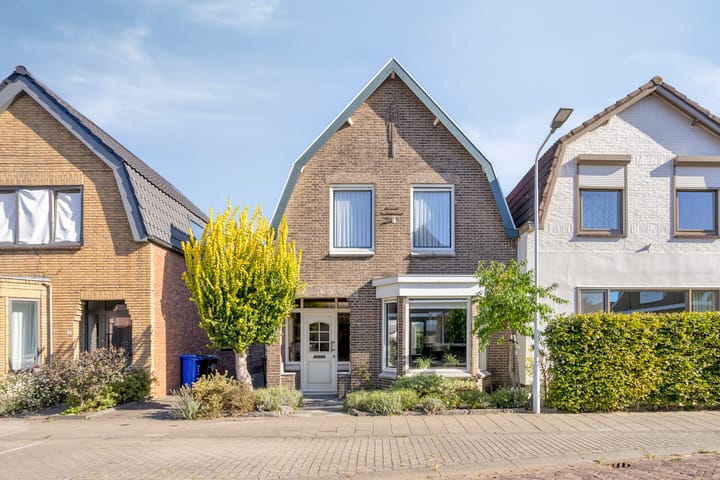 Prins Hendrikstraat 50 in Axel Foto