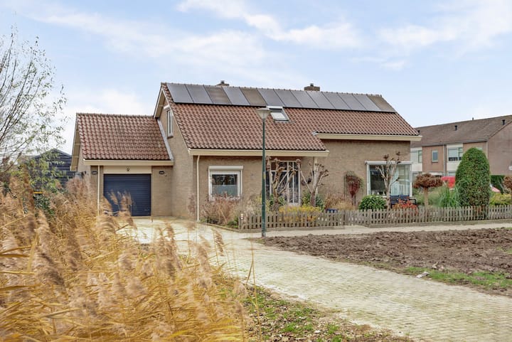 Prins Willem Alexanderstraat 10 dans Waardenburg photo
