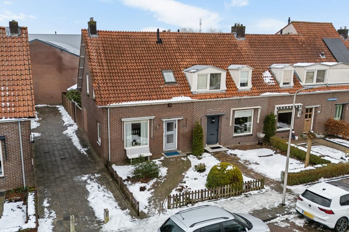 Prinses Beatrixstraat 45 en Genemuiden foto