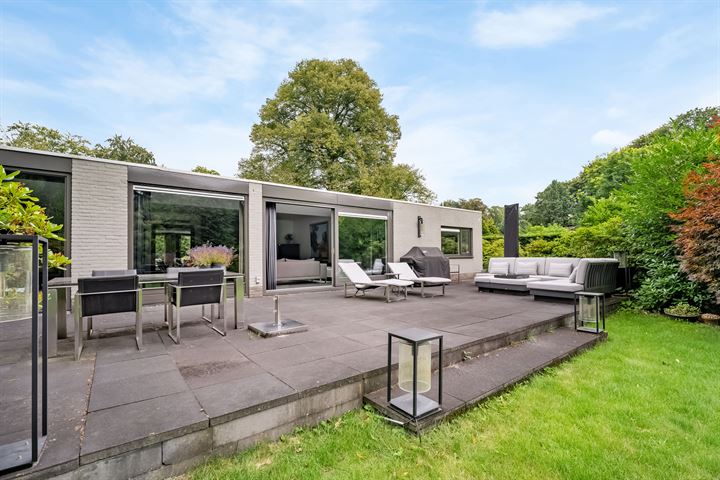 Prinses Carolinalaan 13 in Baarn Foto