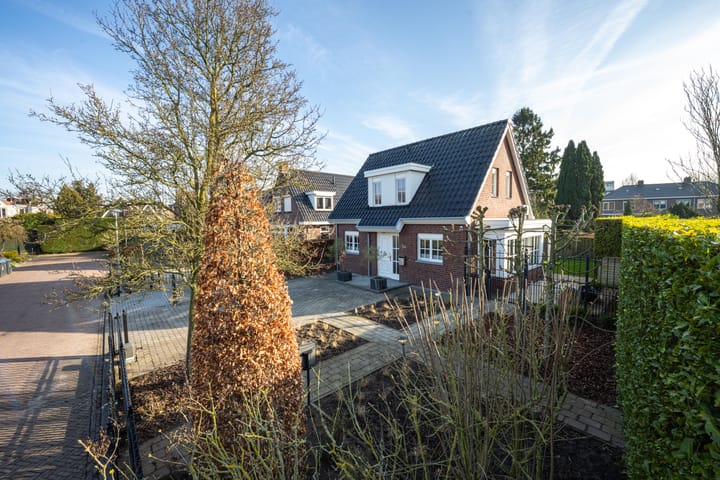 Photo of property Prinses Irenelaan 16, Tiel