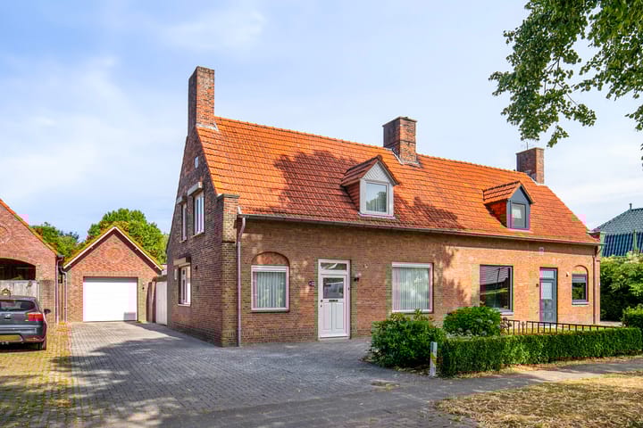 Prinses Marijkestraat 33 en Bergeijk foto