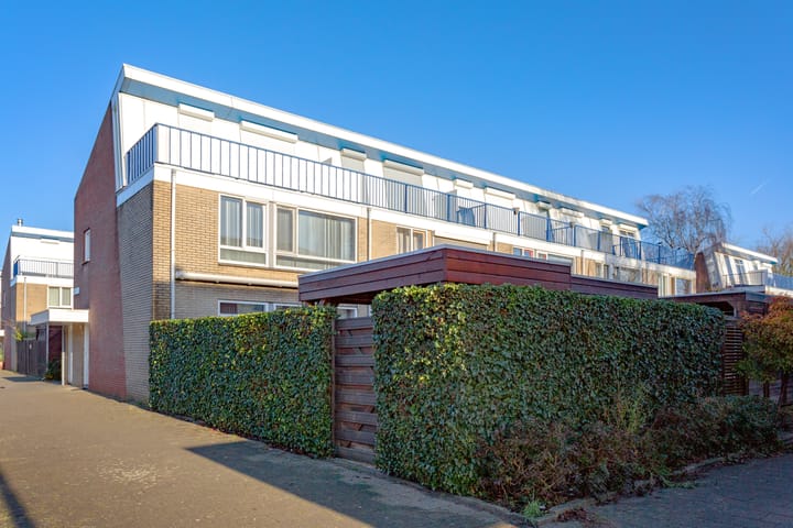 Prof. R. Casimirstraat 43 in Amsterdam