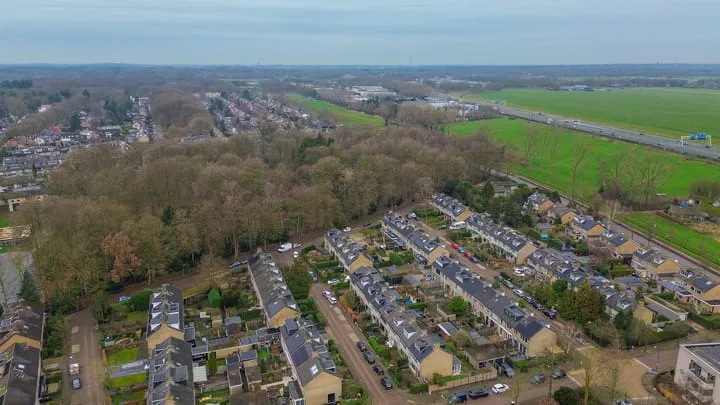 Prof. van Vollenhovenlaan 29 Baarn thumbnail 27