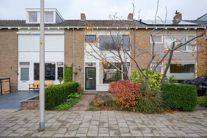 Professor Van der Waalslaan 16 in Voorschoten Foto