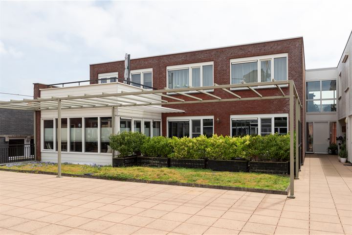 Punterstraat 13 in Aalsmeer foto