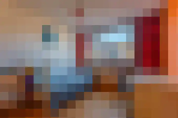 Purperforel 10 Leiden thumbnail 17