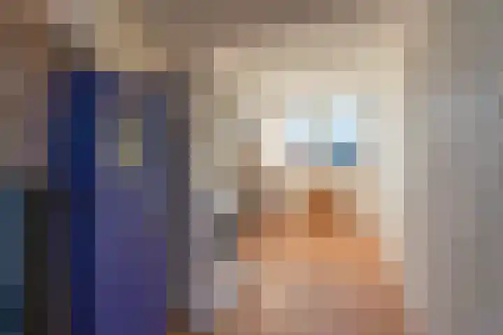 Purperforel 10 Leiden thumbnail 24