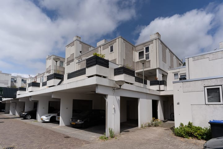 Puttenstein 45 in Dordrecht foto