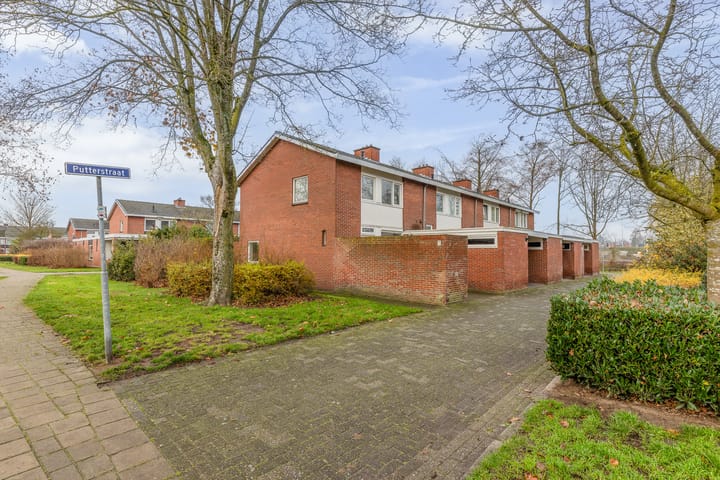 Putterstraat 1 in Oldenzaal photo
