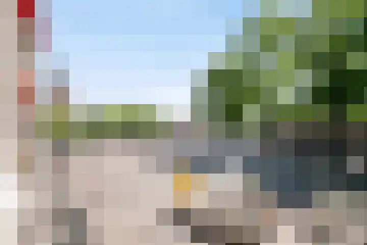 Raadhuisplein 17 Son en Breugel thumbnail 17