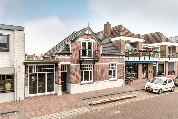 Raadhuisstraat 11 in Rucphen Foto