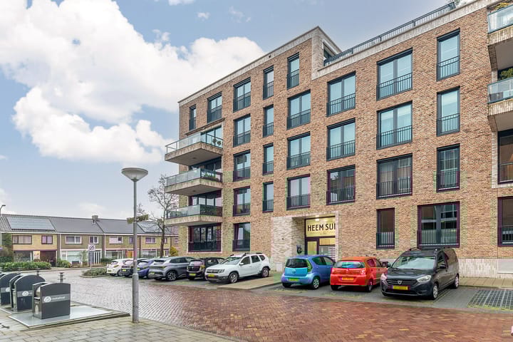 Photo of property Raadhuisstraat 278, Heemskerk