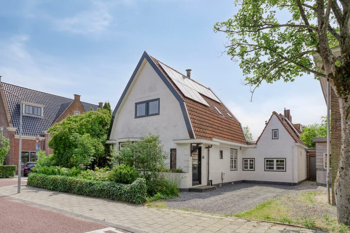 Raadhuisstraat 6 in Landsmeer Foto