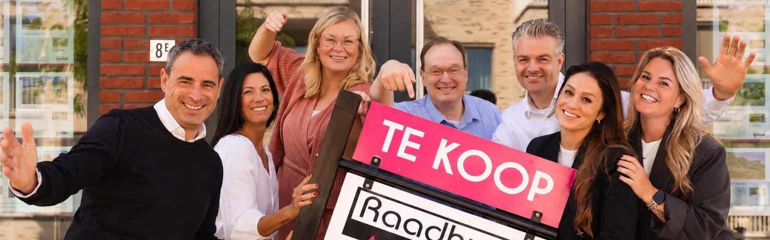 Team foto van Raadhuys Makelaars