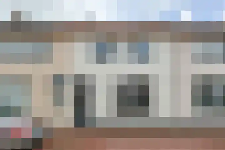 Raadwijkstraat 24 in Alphen aan den Rijn