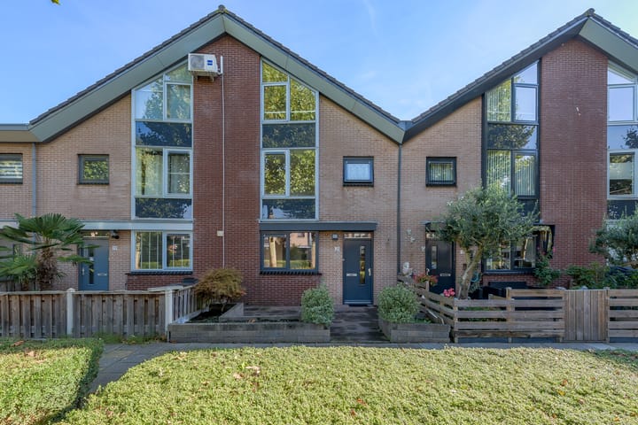 Radio Oranjelaan 21 en Almere foto