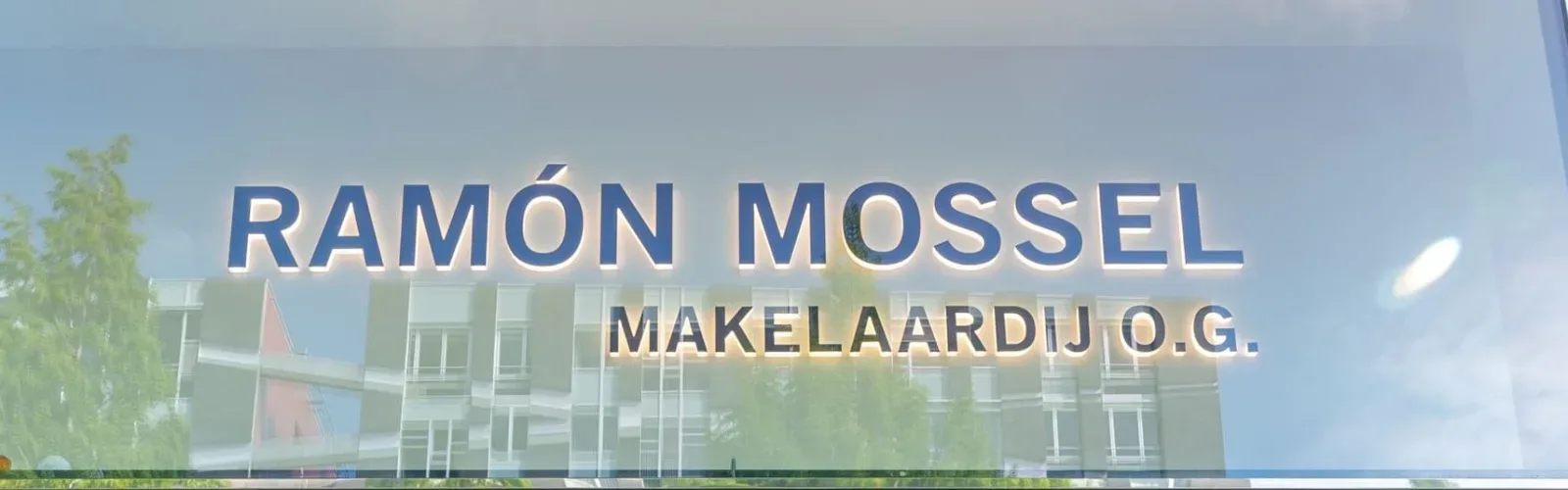 Team foto van Ramón Mossel Makelaardij o.g. B.V.