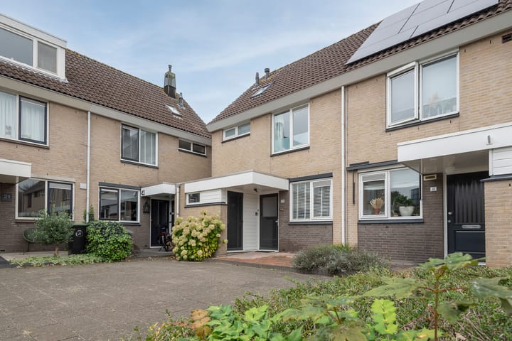 Ravendaal 19 in Nieuwerkerk aan den IJssel photo