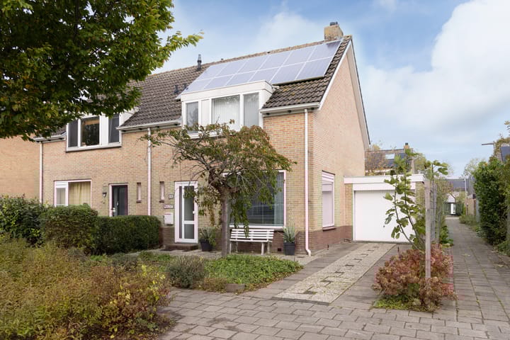 Ravenstraat 23 dans Schellinkhout photo