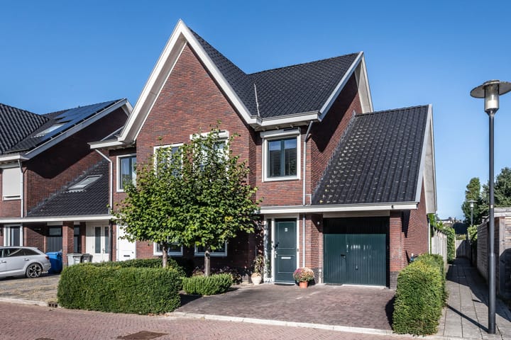 Rechtsbuitenstraat 2 dans Kudelstaart photo