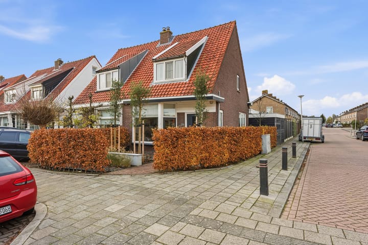 Reeweg 38 in Hendrik-Ido-Ambacht Foto