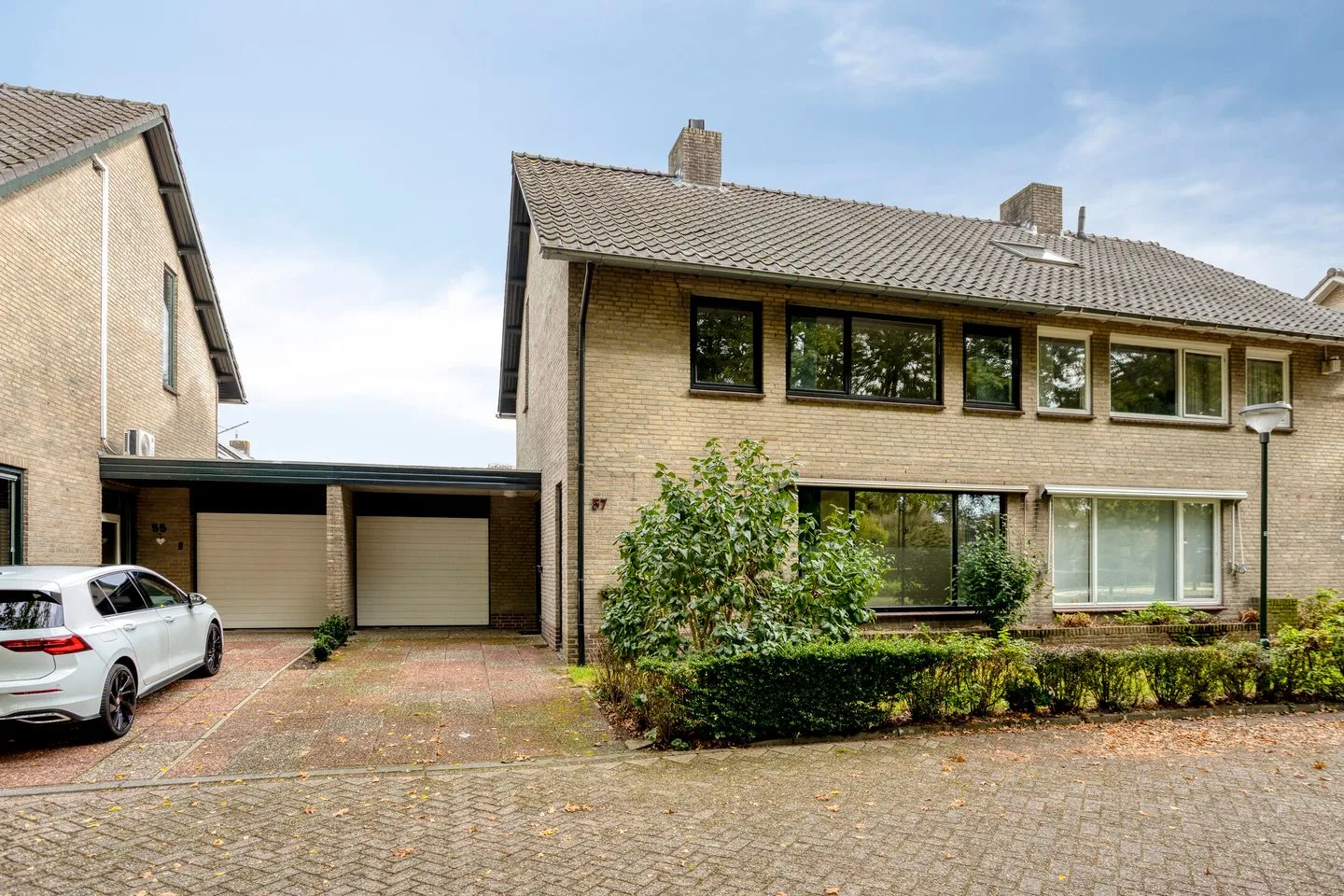 Refeling 57 in Nuenen