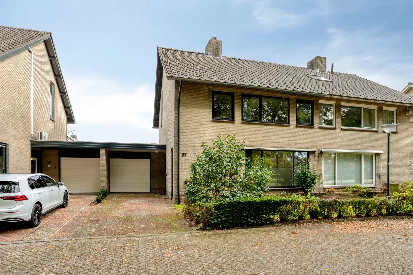Refeling 57 in Nuenen