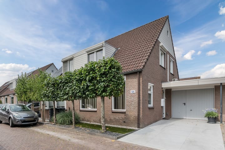 Reggestraat 48 in Helmond Foto