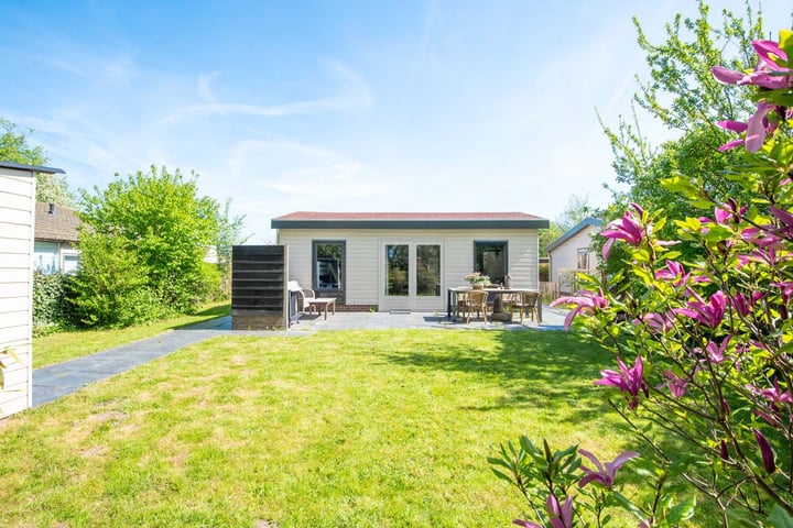 Rekerlanden 126 in Warmenhuizen Foto