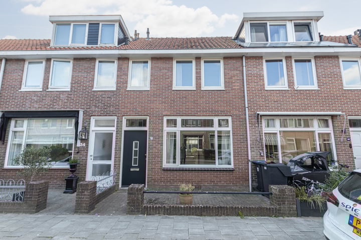Rekerstraat 32 in Alkmaar photo