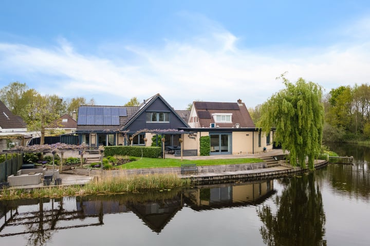 Reling 34 en Joure foto