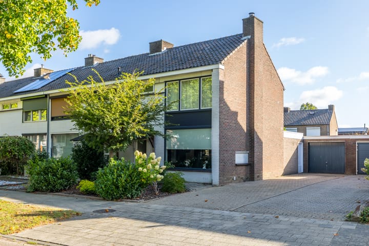 Rembrandtlaan 47 in Geleen foto