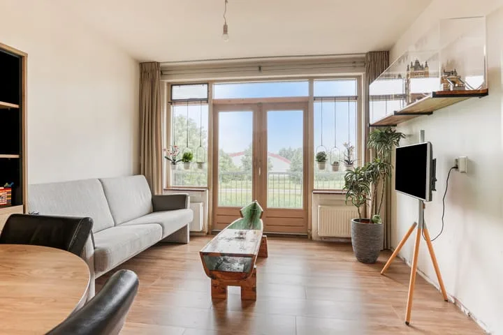 Rembrandtlaan 5 Alphen aan den Rijn foto 3