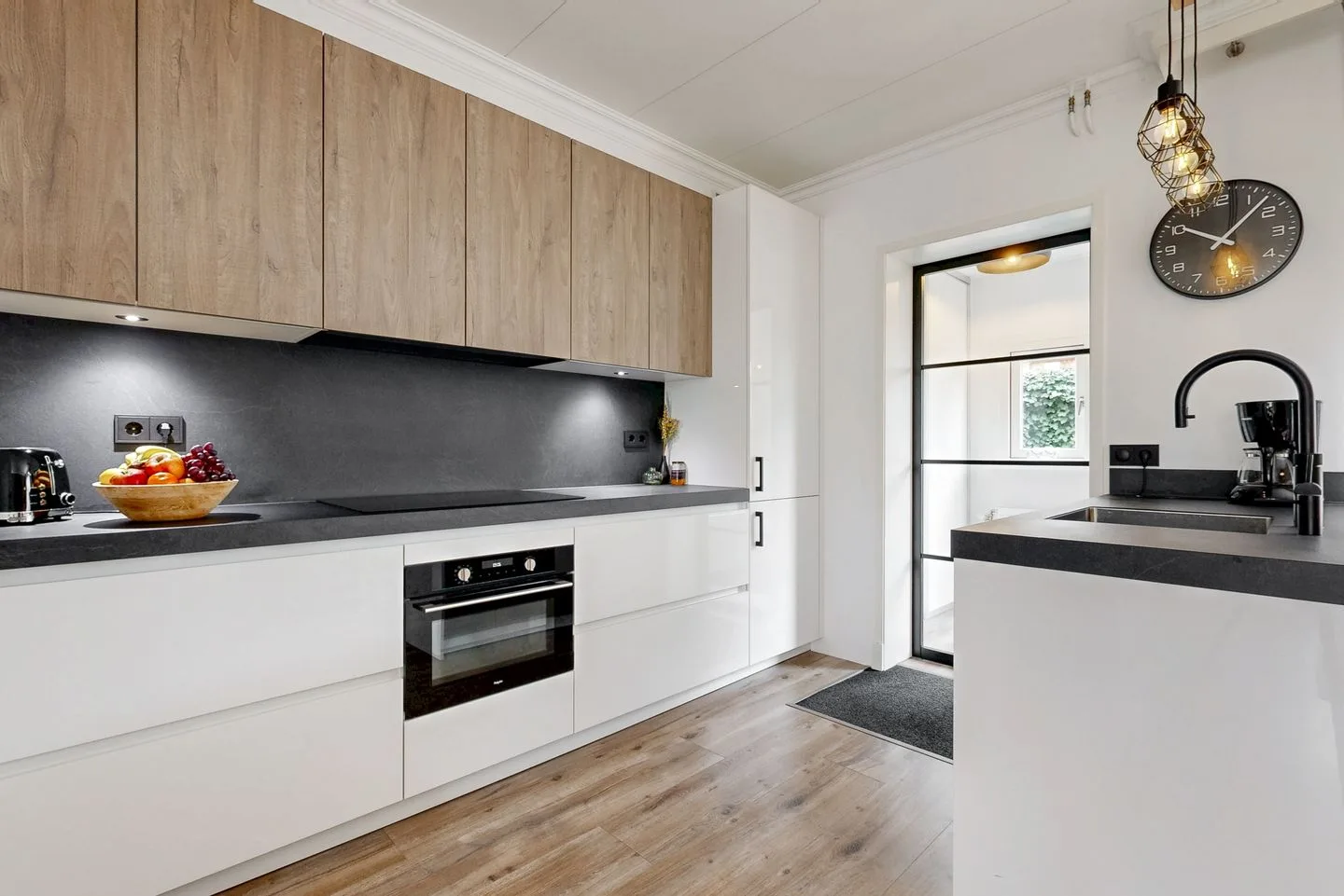Rembrandtstraat 17 Hardinxveld-Giessendam foto 3
