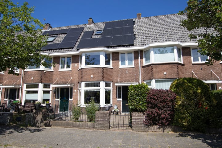 Rembrandtstraat 24 in Alkmaar photo