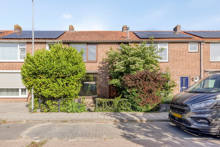 Rembrandtstraat 45 in Zwijndrecht Foto