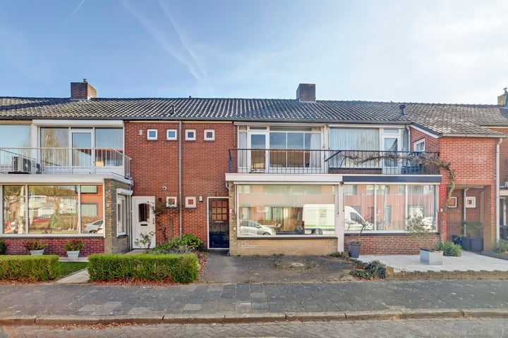 Rembrandtstraat 5 in Vlijmen photo