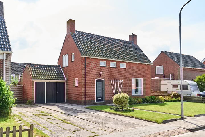 Rembrandtstraat 6 in Nietap Foto